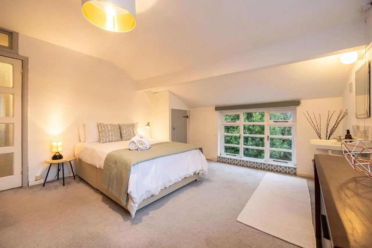Guestready - Elegant Home In Manchester 0*,